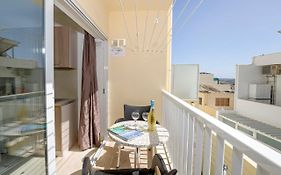 Summer Breeze Comfort Sunny Apartments Close To The Sandy Beaches - By Getawaysmalta